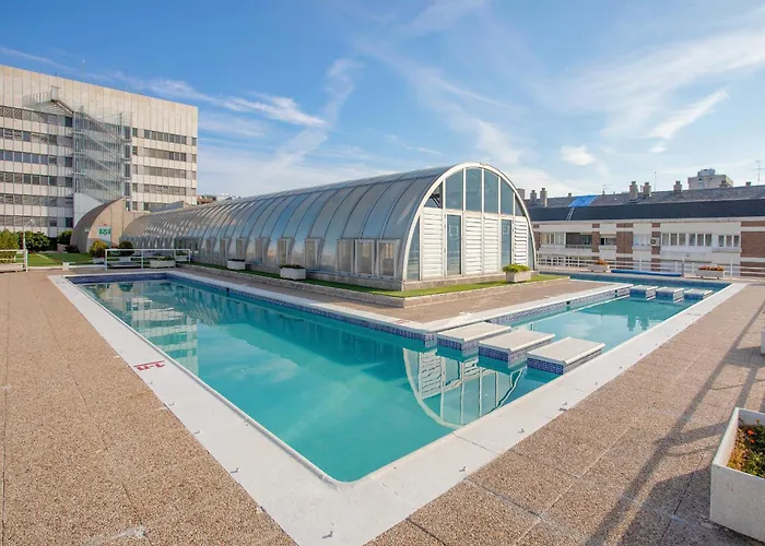 Pierre & Vacances os Edificio Eurobuilding 2